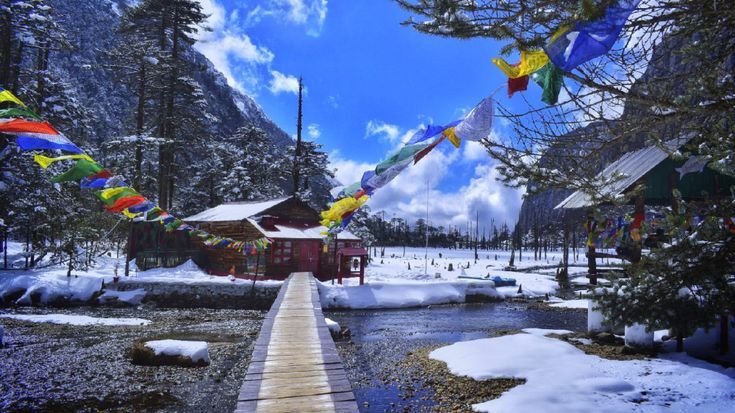 Natural Holidays - Famous Madhuri Lake in Tawang, Arunachal Pradesh, Popular Tourist Spot in Tawang you must visit, Tawang Travel Packages